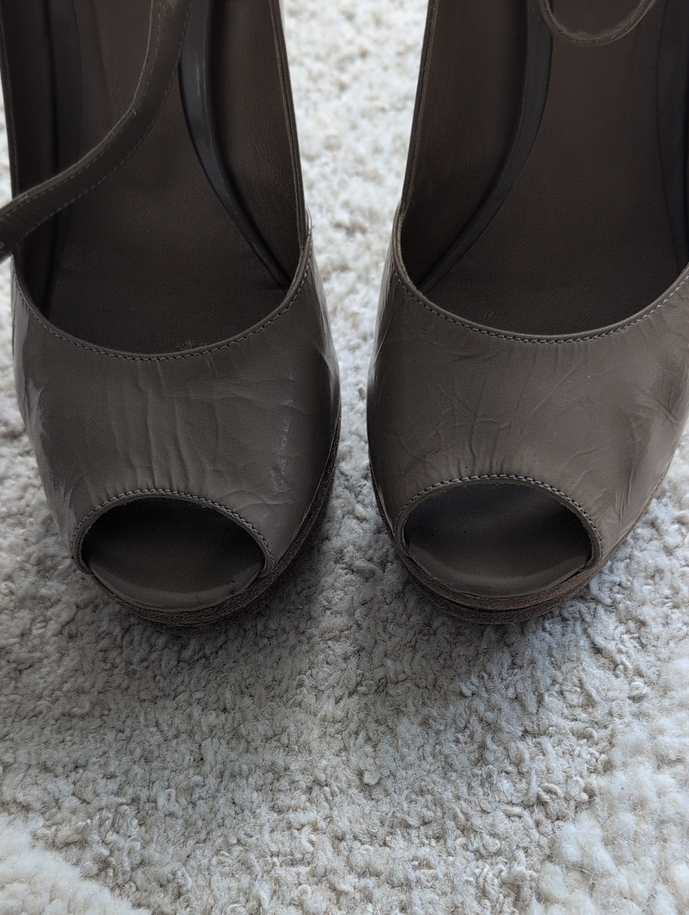 Chloe Leather Shoes - Picture 6 of 10